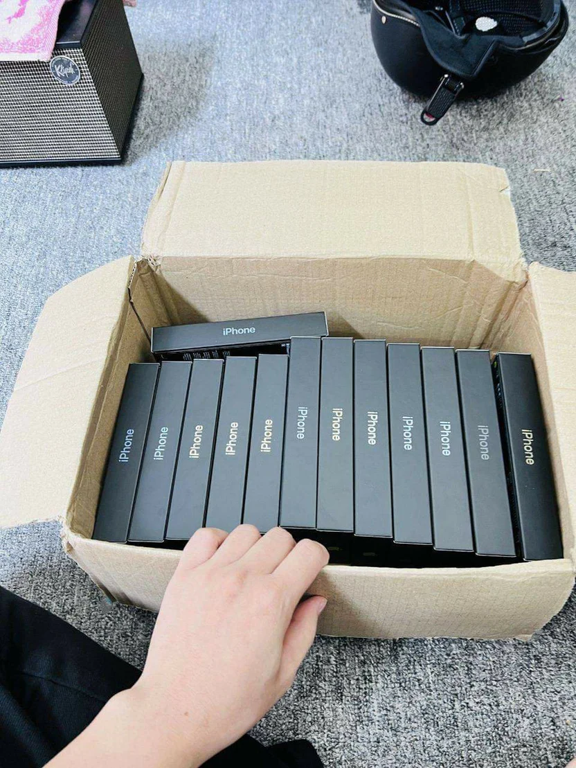 iPhone 13 pro max pallets - Image 3