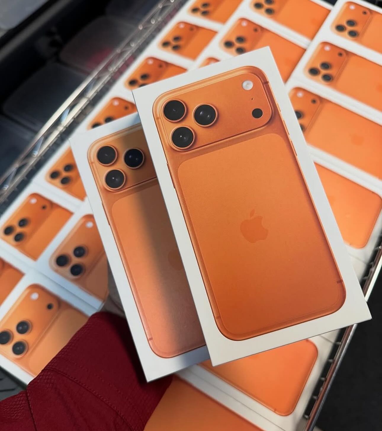 iPhone 17 ProMax Pallets - Image 3