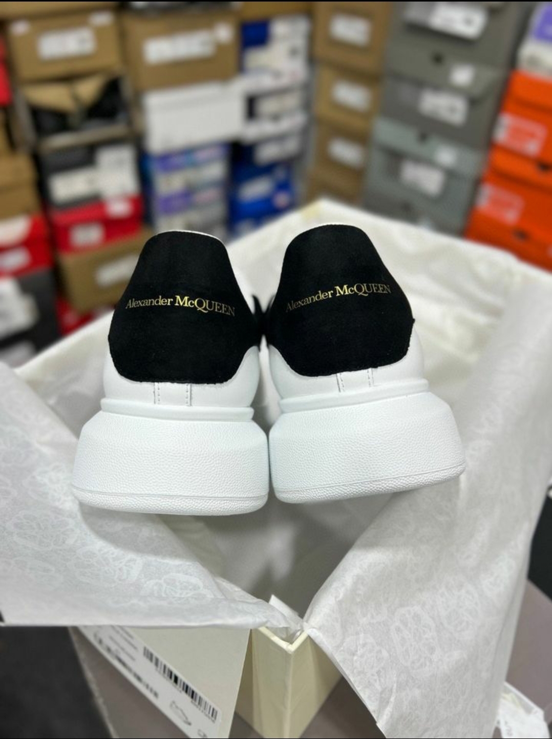 Alexander McQueen shoes pallets - Image 3