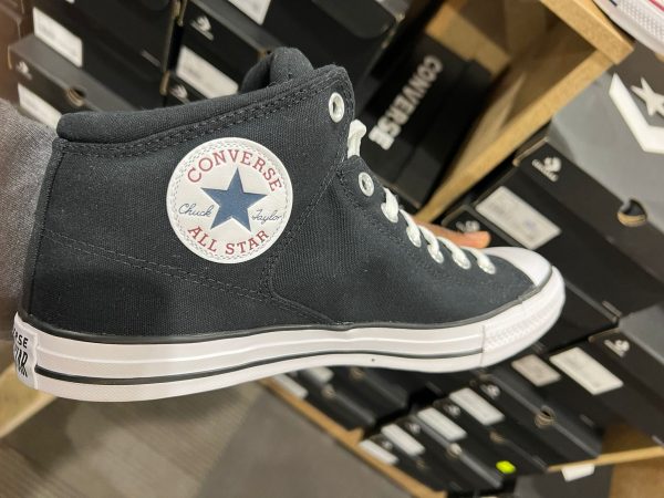 All Stars Shoes Pallets - Image 2