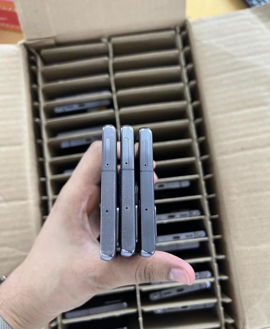 Samsung Note 20 ultra pallet - Image 3