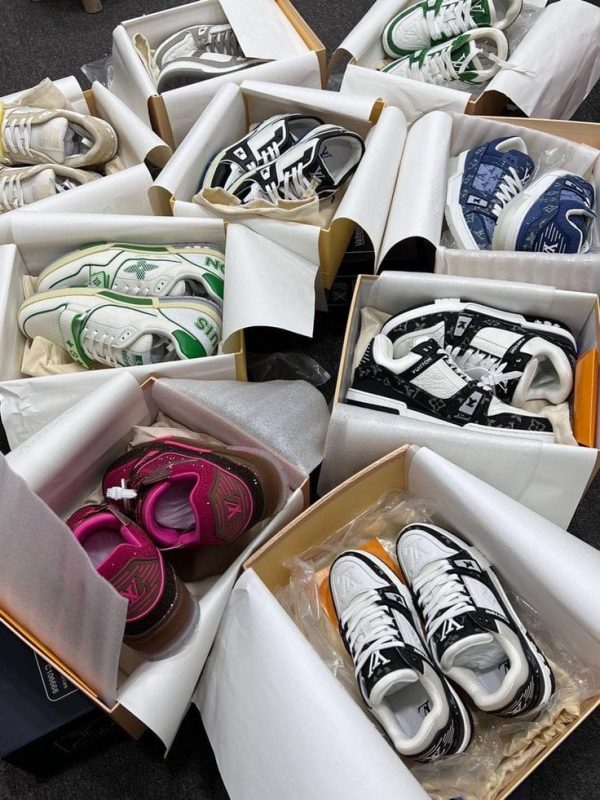 Buy Mixed Shoe Pallets