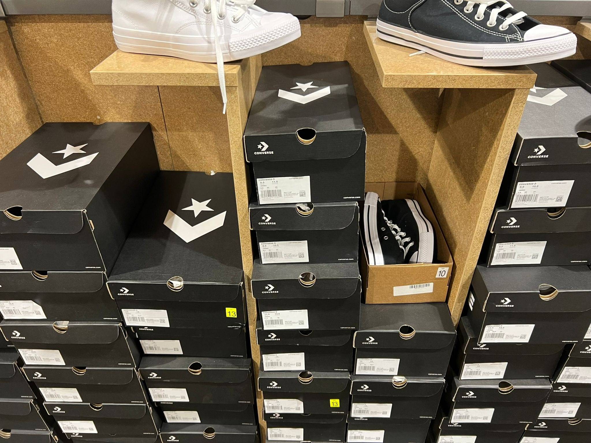 All Stars Shoes Pallets - Image 3