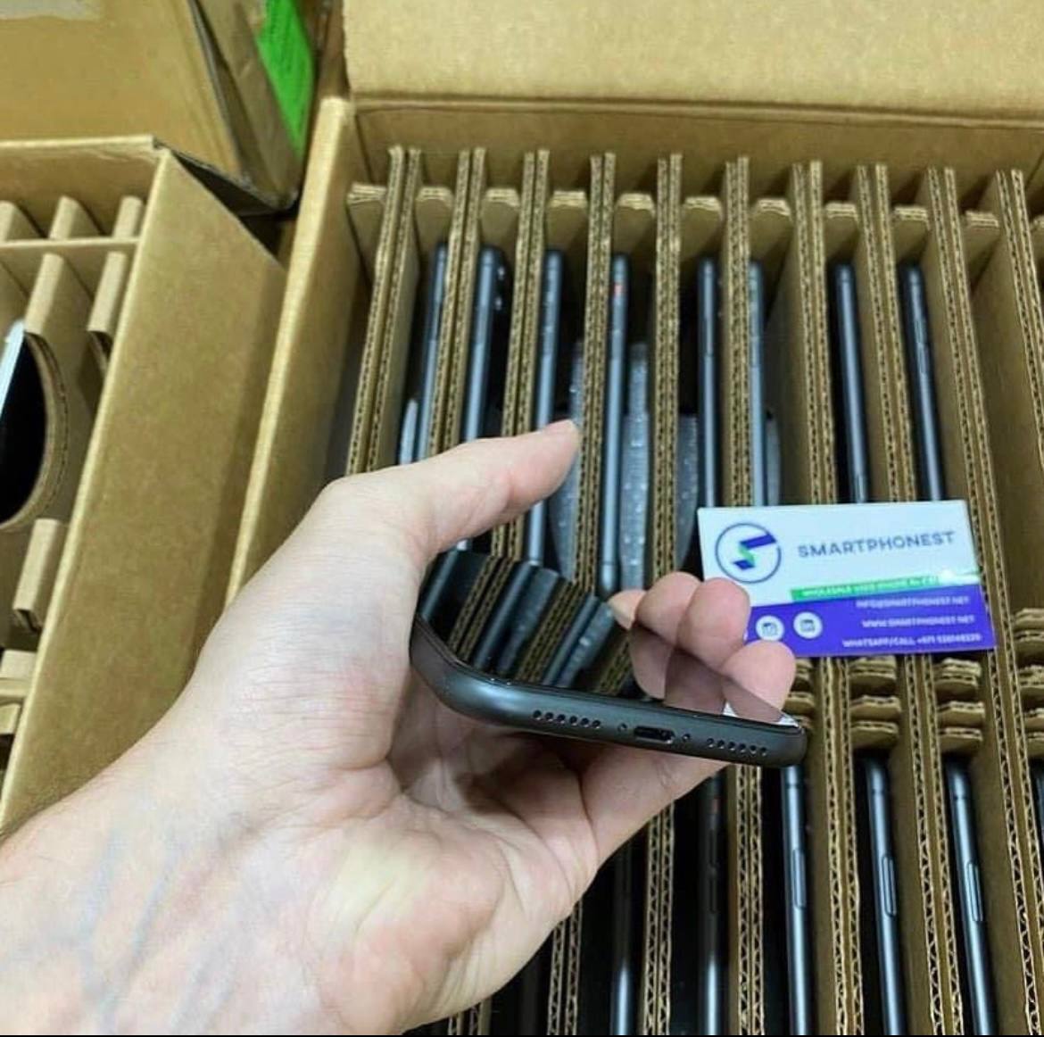 iPhone 11 Pallet - Image 3