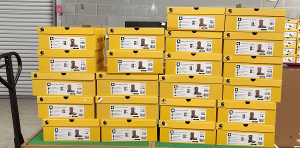 Carhartt boots pallet - Image 3
