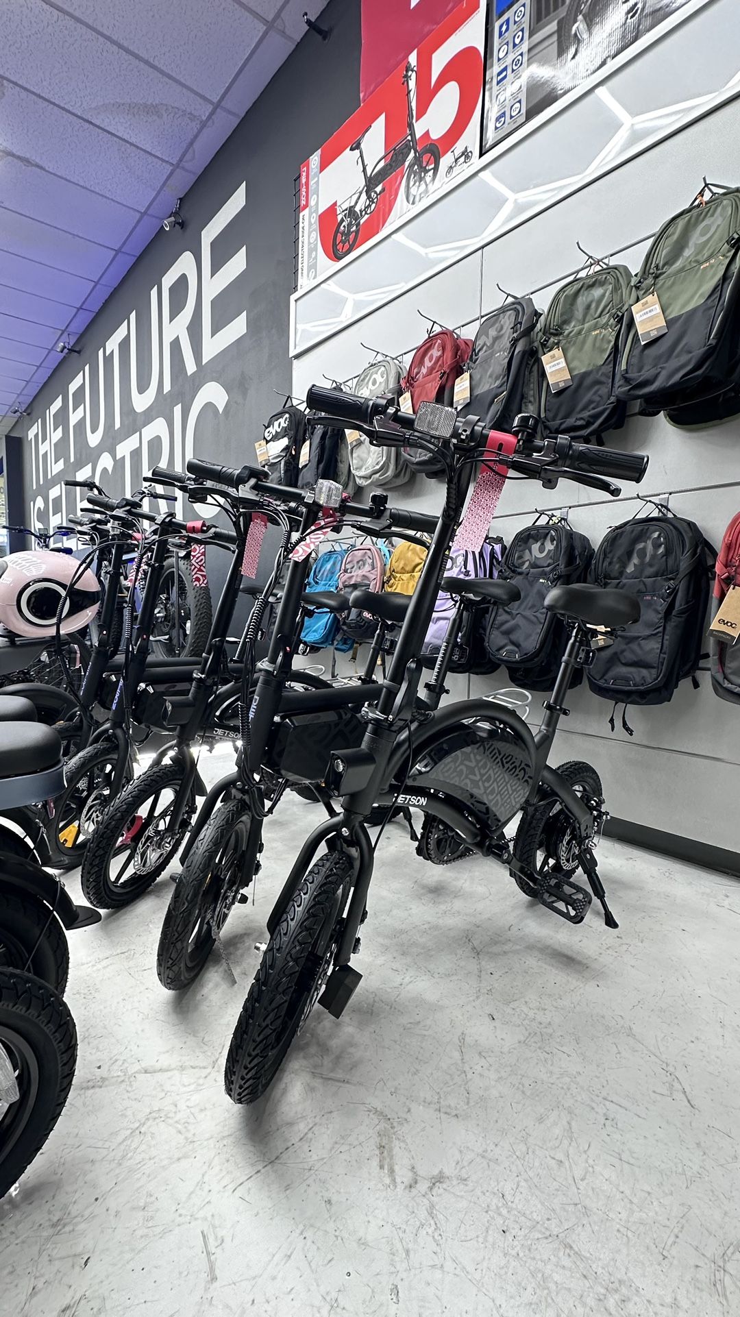 Jetson Bolt Electric Bike pallets - Image 3