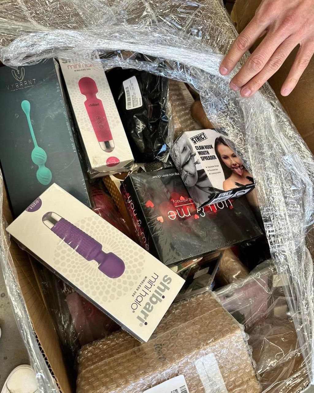 Adult Toys Pallets - Image 3