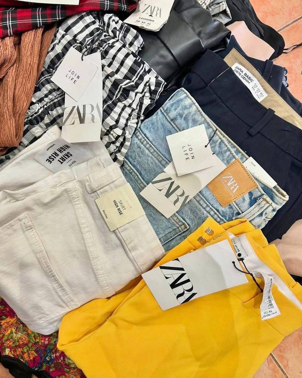 Zara Clothing Wholesale Pallet - Image 3