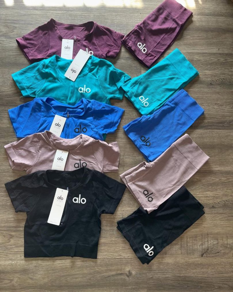 Alo Yoga Clothing Pallets - Image 2