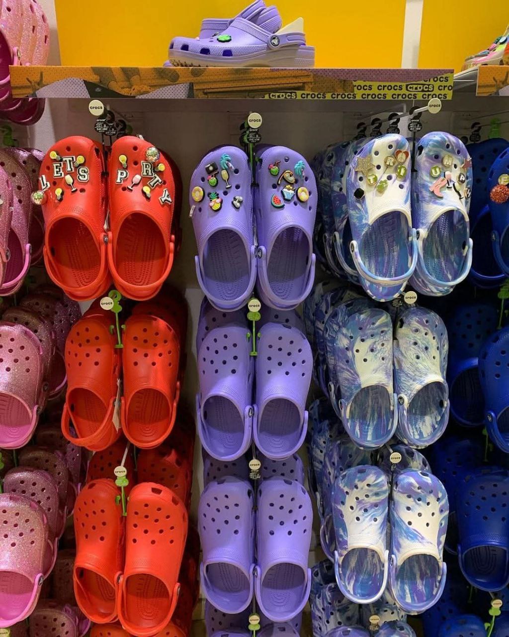 Crocs Wholesale Bulk (100+ Pairs –$350.00) - Image 4