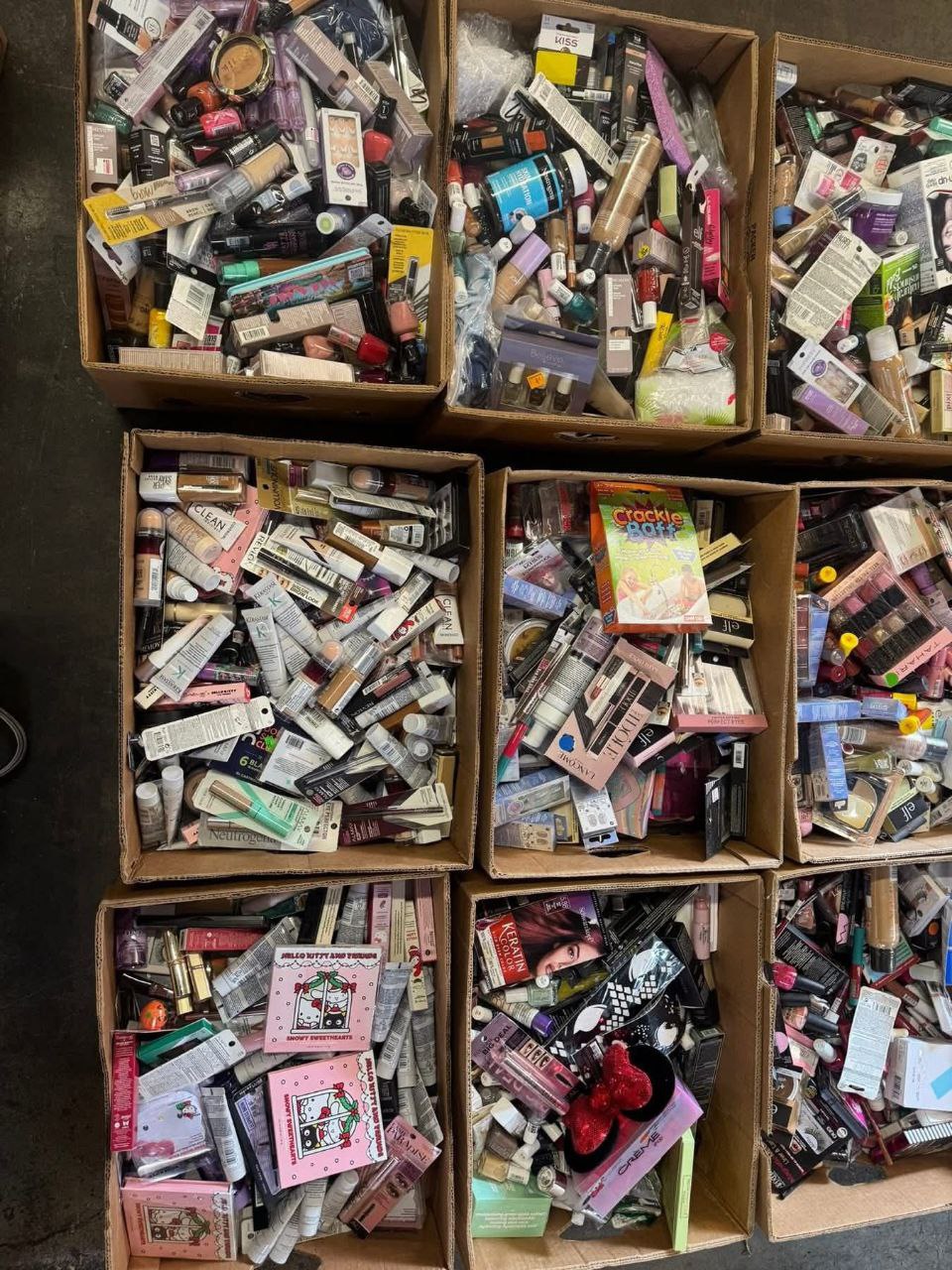 Makeup Liquidation Pallets (200 – 500+ assorted cosmetics – $350) - Image 2